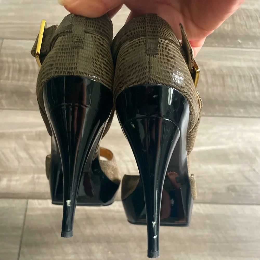 Michael Kors snake skin platform heels size 7.5 M - Picture 6 of 6